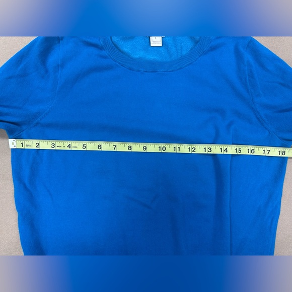 J. Crew Vibrant Blue Crew Neck Light-Weight Sweater Size Large - Picture 4 of 7